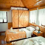 호텔 Domino Gjirokastër