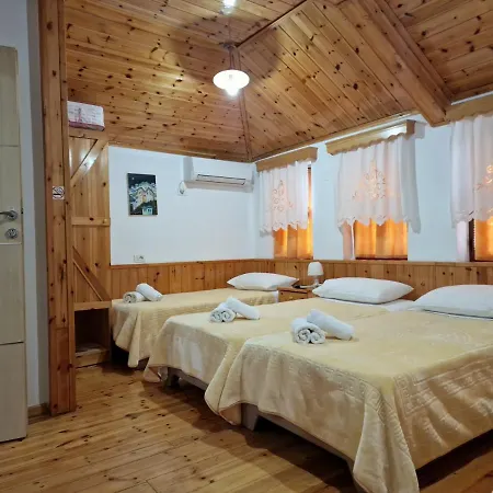 Hotel Domino Gjirokastër