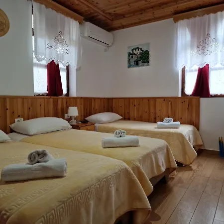 Domino Hotel Gjirokaster