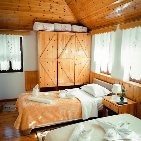 Hotel Domino Gjirokastër