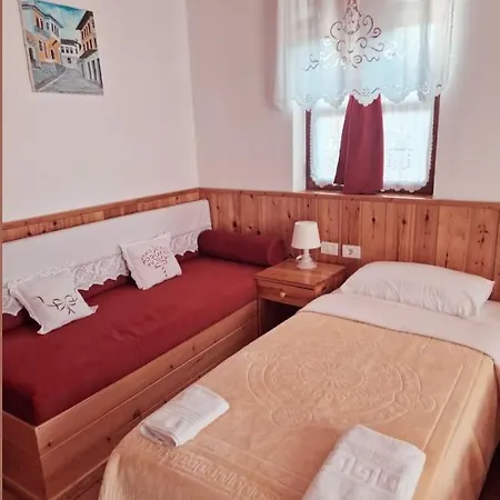酒店 Domino Gjirokastër