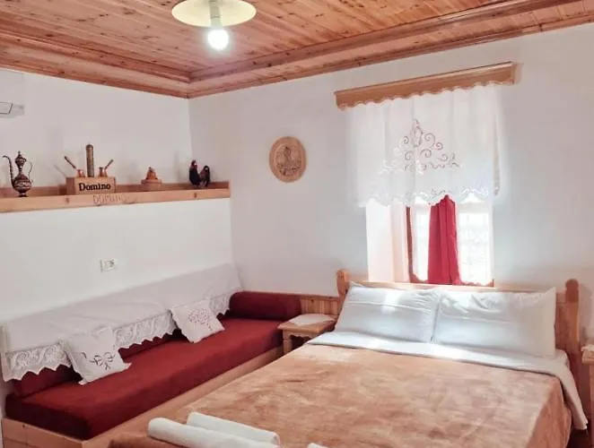 Domino * Gjirokastra